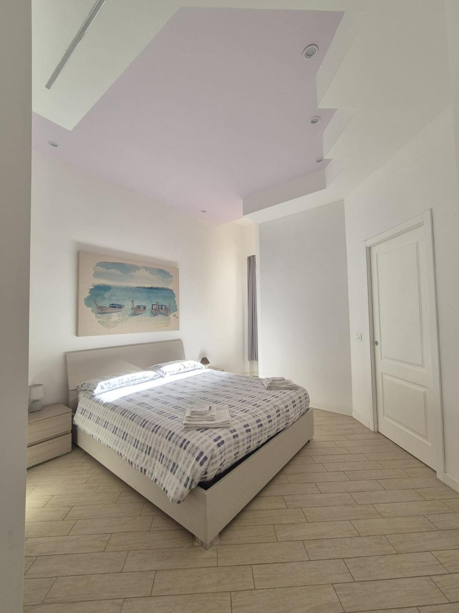 Hotel Kosié - il comfort di classe con due matrimoniali e due bagni indipendenti Palermo Exterior foto
